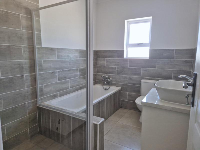 3 Bedroom Property for Sale in Kleinbaai Western Cape